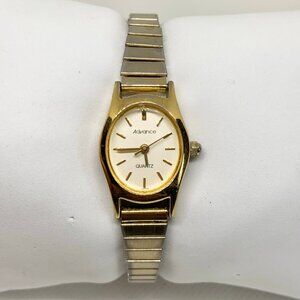 Vintage advance women watch gold tone 18mm oval case quartz analog 6” running